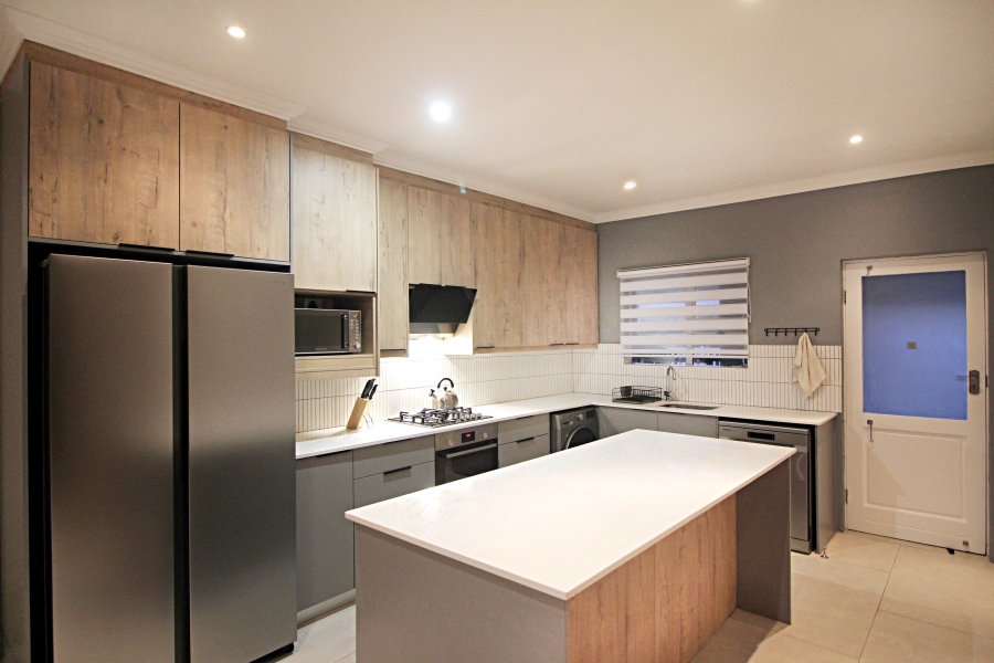 2 Bedroom Property for Sale in Boland Park Western Cape